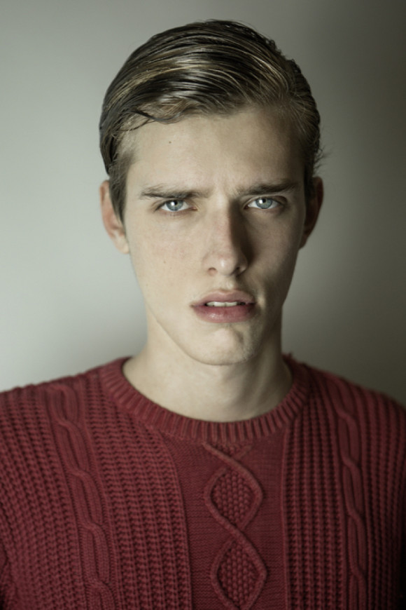 ALEX MOISE